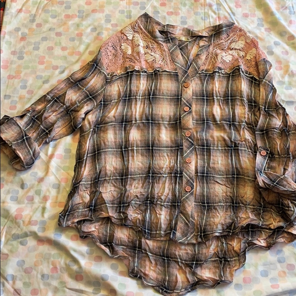 Hazel by Anthropologie pink and black plaid top